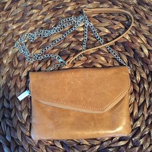 HOBO - Daria Leather Crossbody Clutch - Carmel